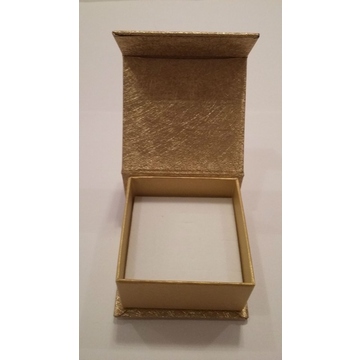 Коробка Present Paper FB1105 Gold Gold (картон, на магните, 65х63х35мм)